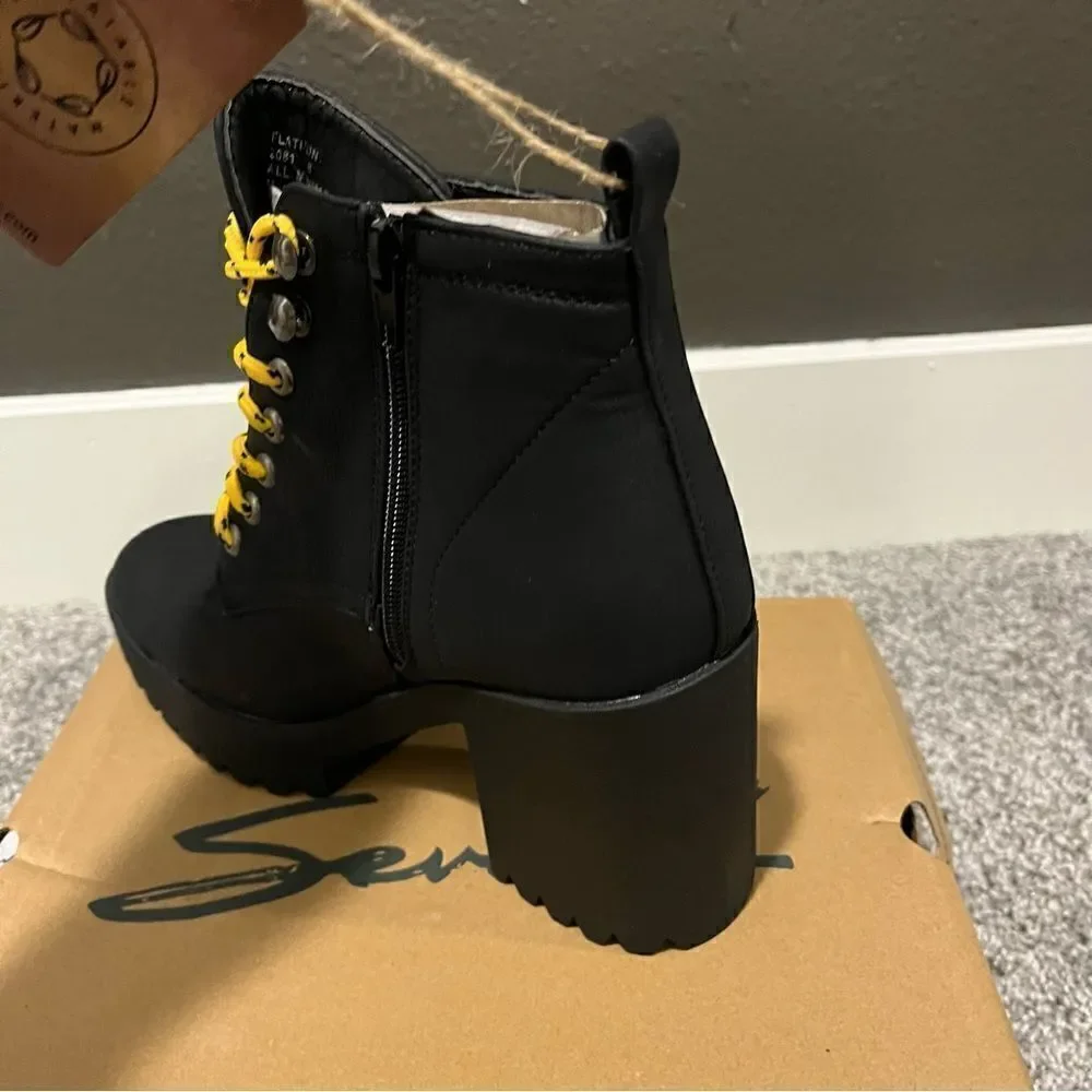 SEVEN7 Women's Flatiron Lug Sole Boots